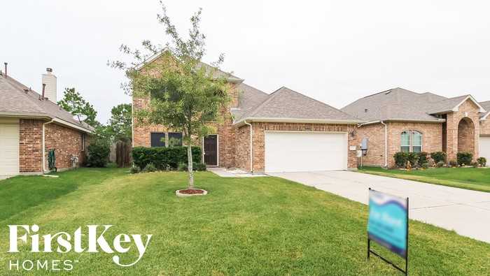 622 Catalina Cove Ln - Photo 2 of 15