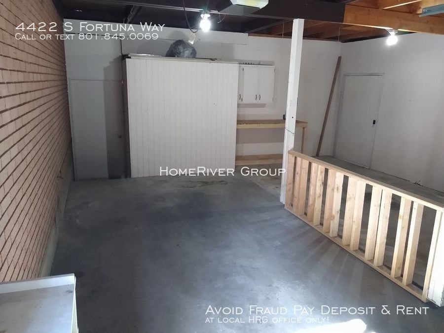 4422 S Fortuna Way - Photo 3 of 18