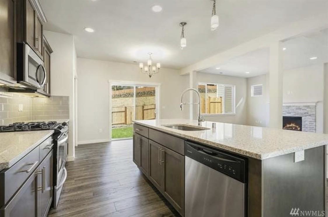 11349 Maple Tree Pl Nw - Photo 3 of 19
