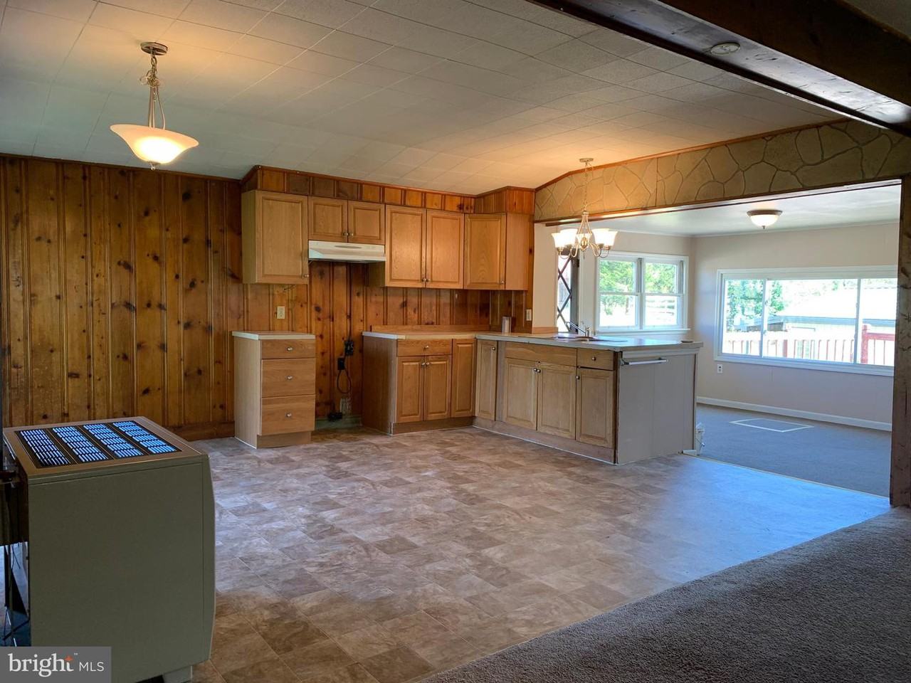 1052 Erly Road - Photo 2 of 4