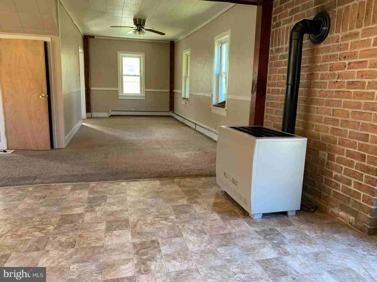 1052 Erly Road - Photo 3 of 4