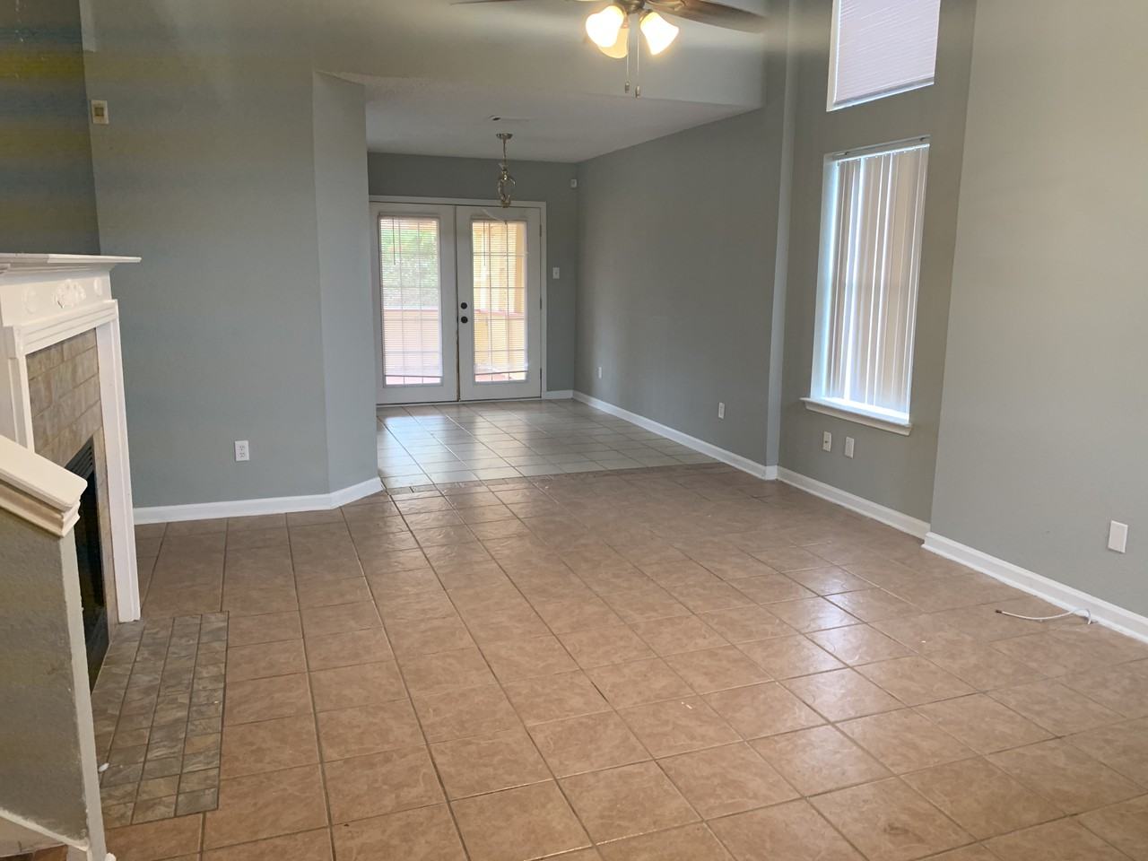 2302 Tracey Ann Lane - Photo 2 of 23