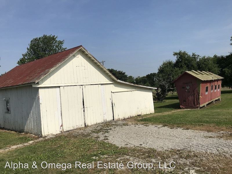 3728 Walnut St Huron - Photo 3 of 21