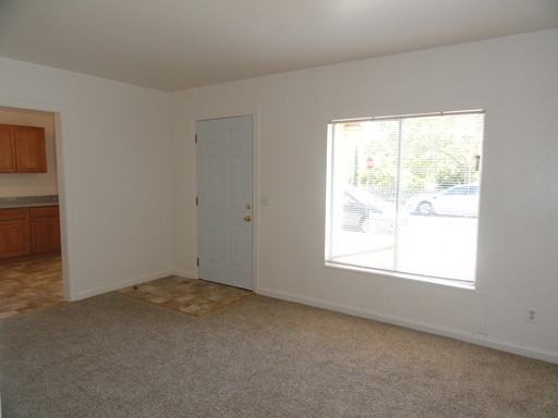 843 Milton St - Photo 3 of 15