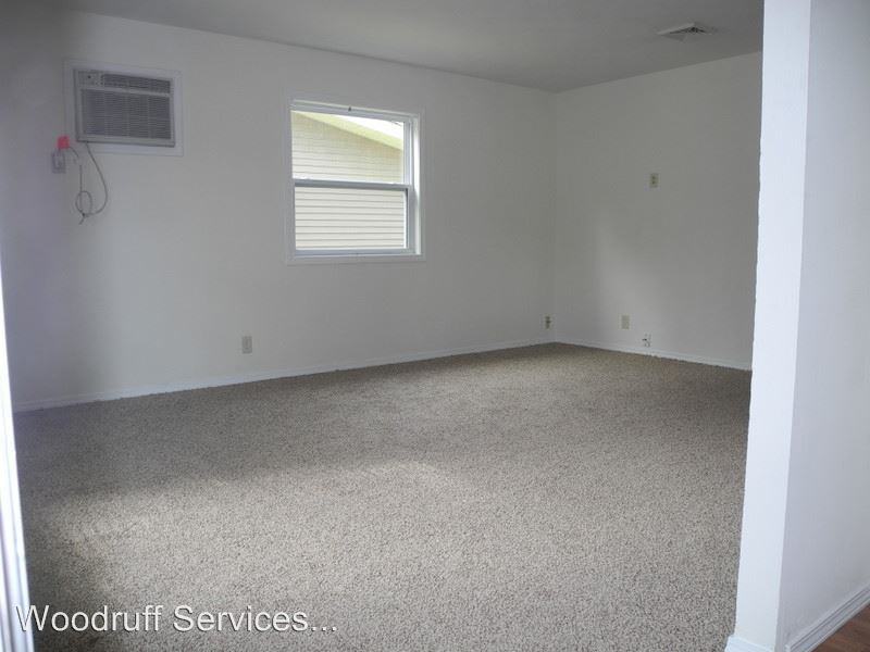 204 S Emerald Ln - Photo 2 of 9