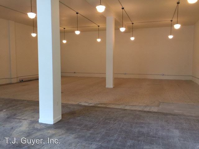 460 NW Pacific Ave - Photo 3 of 7