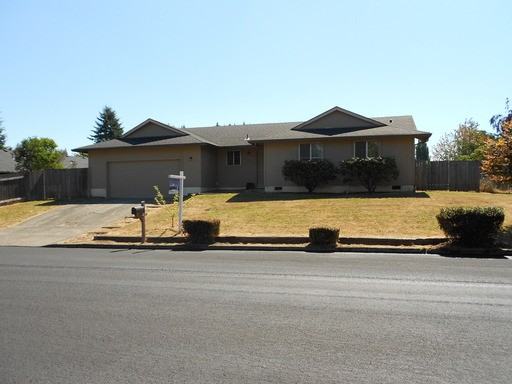 305 NW 103rd St - Photo 3 of 9