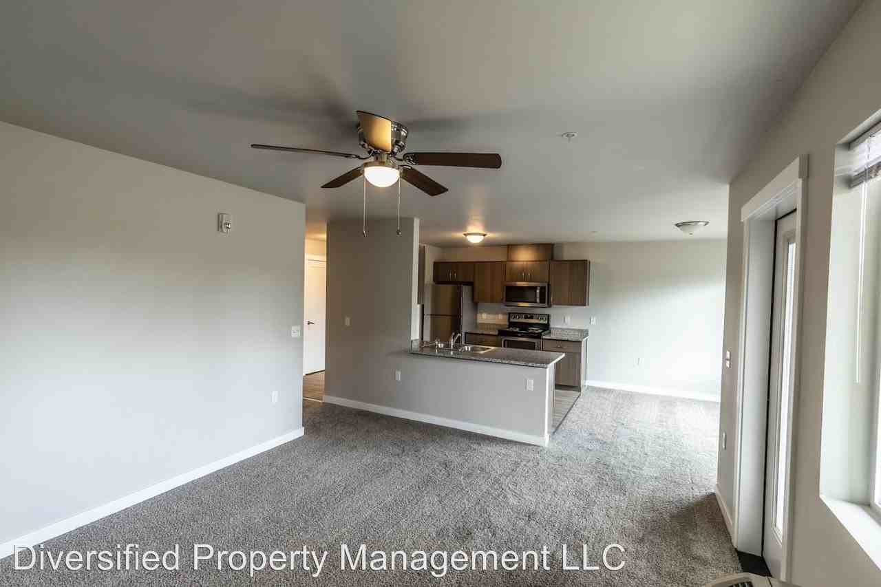 Evergreen Valley - Photo 6 of 43