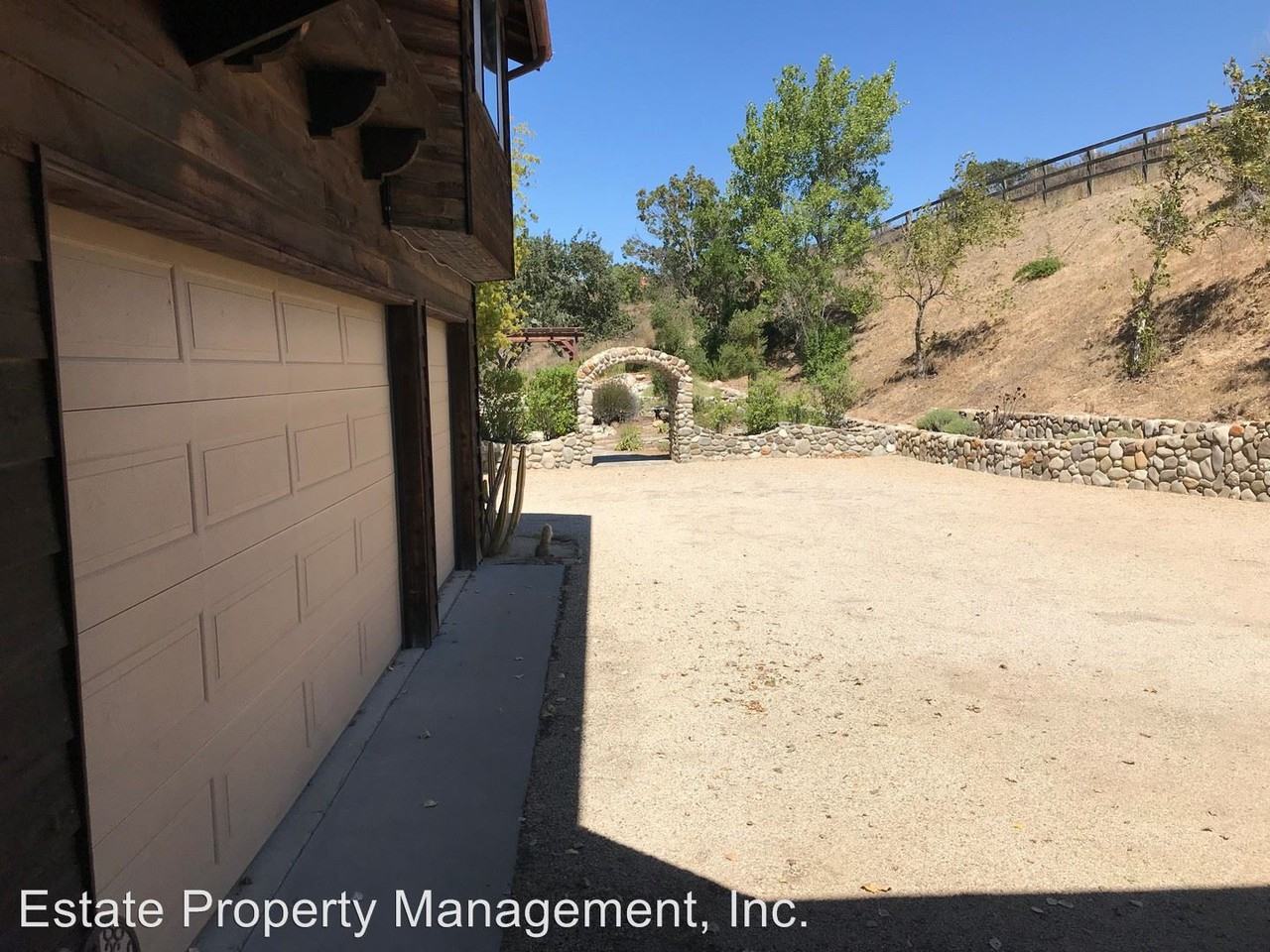 3392 Badger Rd - Photo 2 of 31