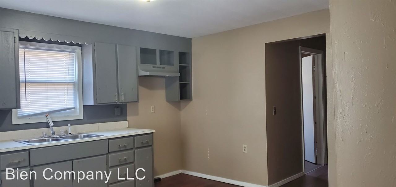 620 N Catalpa St - Photo 3 of 9