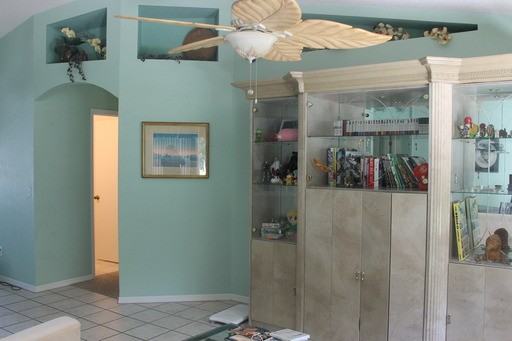 1556 Blackwood Ave - Photo 2 of 13