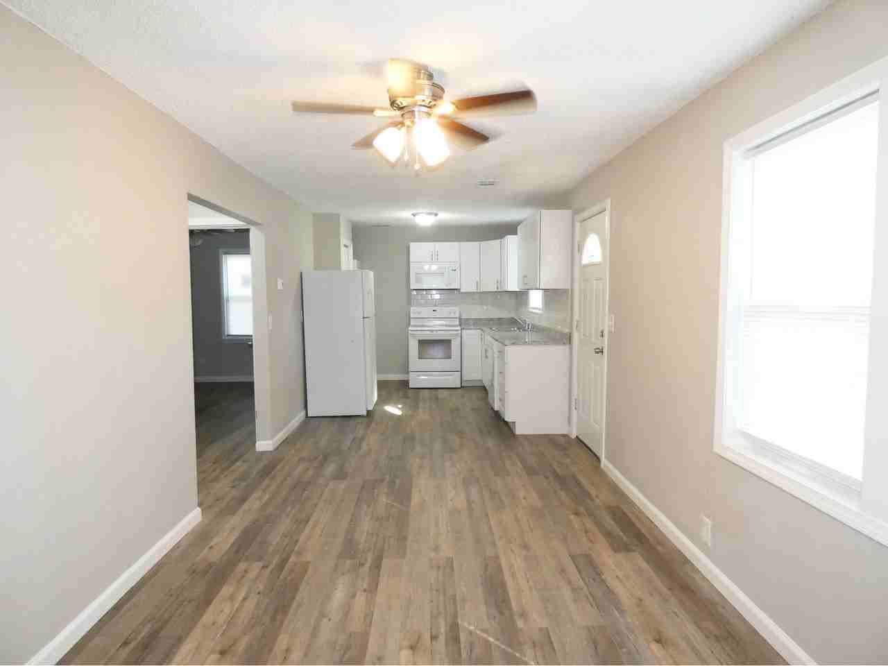 9218 Grand Avenue - Photo 3 of 15