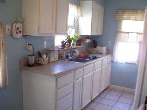 858 S Hague Ave - Photo 3 of 9