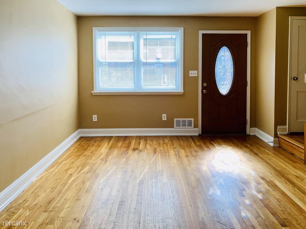 7844 Eastdale Rd 1 - Photo 3 of 16