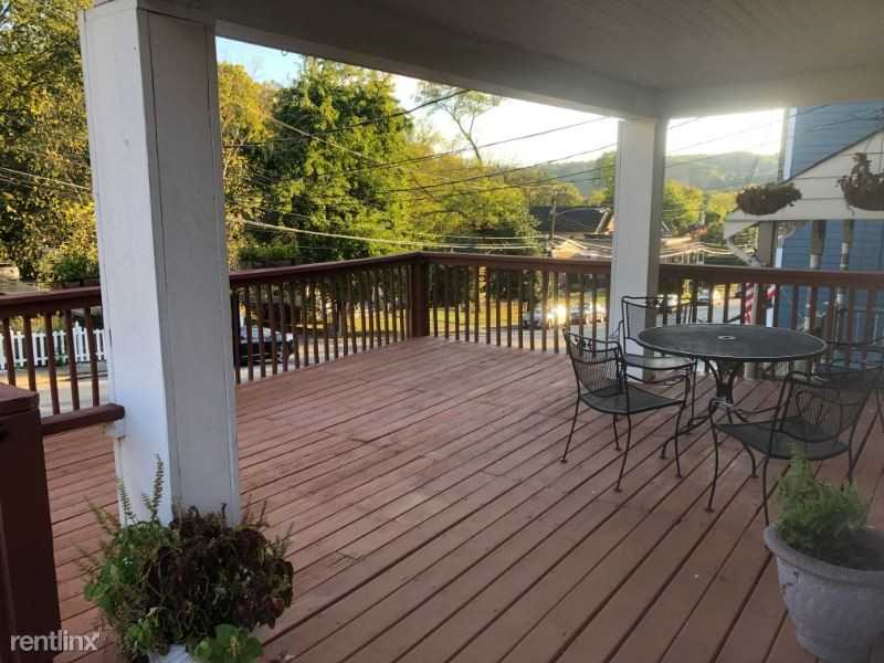 463 Stanley Ave - Photo 3 of 21