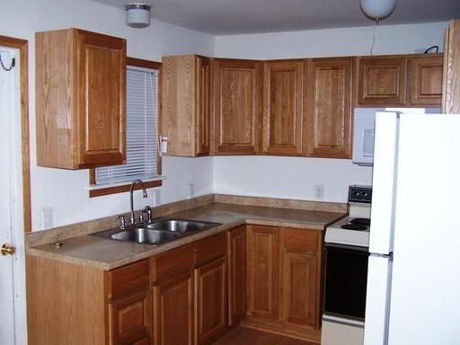 306 W King St - Photo 3 of 5