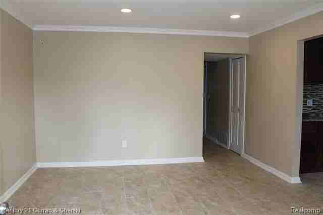 6198 Mayburn St - Photo 2 of 10