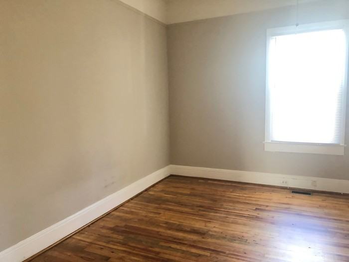 424 Cannon Street - Photo 3 of 11