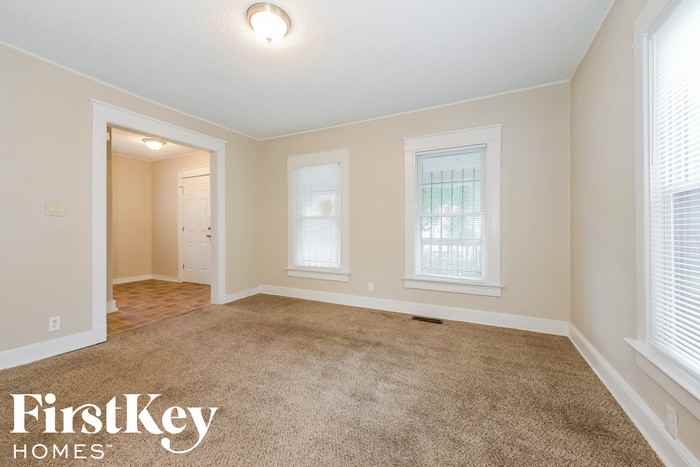 2214 Quincy Street - Photo 3 of 14