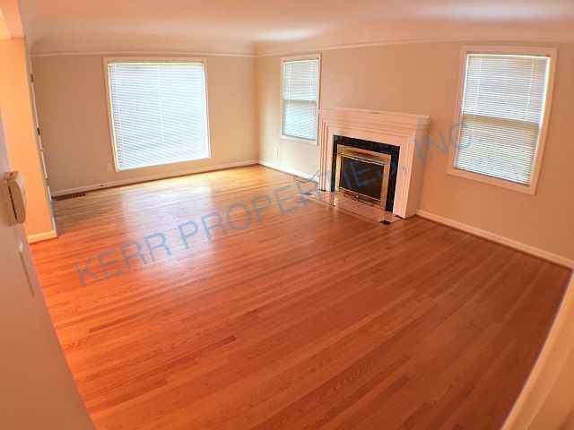 4920 Northeast 35th Avenue - Photo 2 of 18