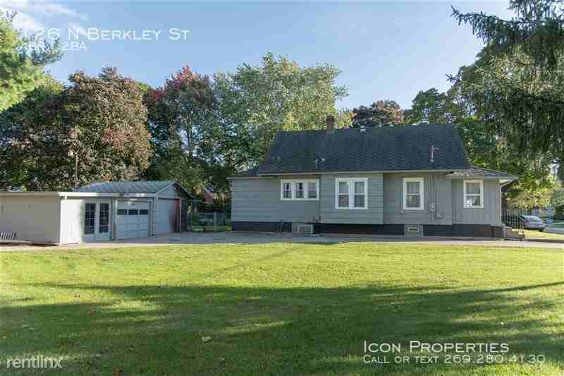 126 N Berkley St - Photo 2 of 10