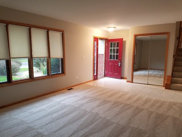 2870 Kingsway - Photo 2 of 14