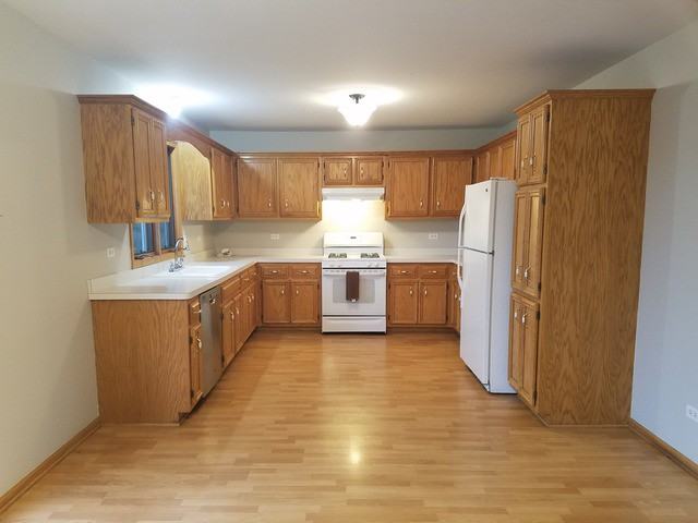 2870 Kingsway - Photo 3 of 14