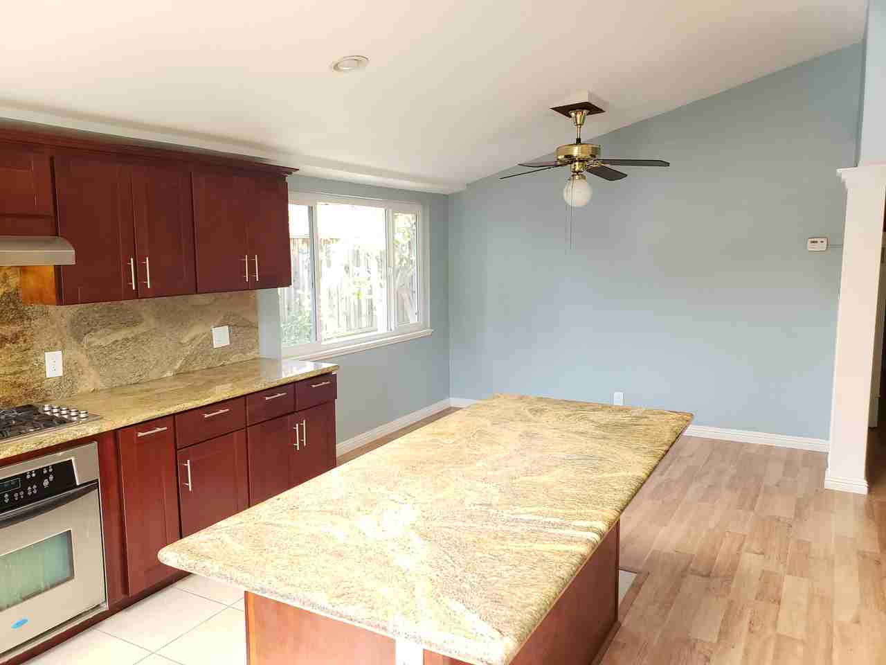 13450 Ward Way - Photo 3 of 15