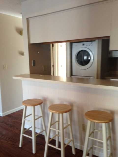 368 Crescent Spring Drive - Photo 3 of 17