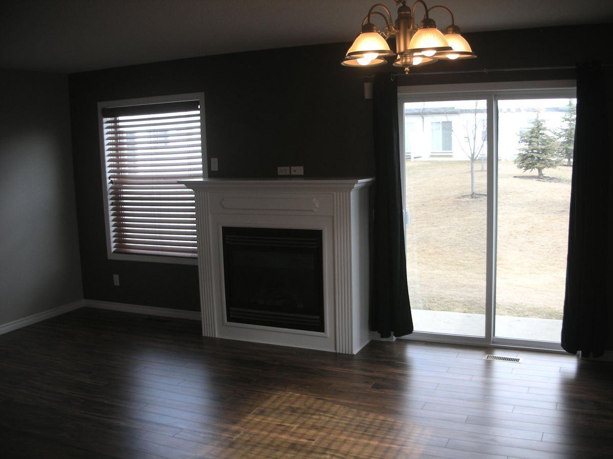 138 84 St Nw #138 - Photo 2 of 7