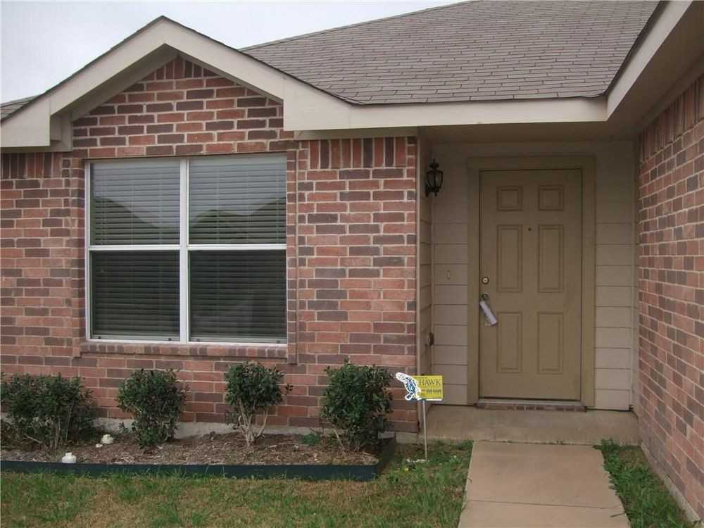 417 Fawn Hill Dr - Photo 2 of 19