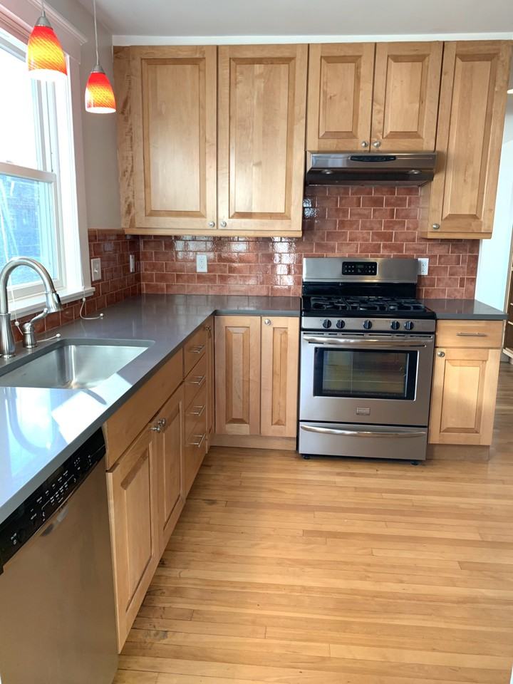59 Hovey St - Photo 2 of 14