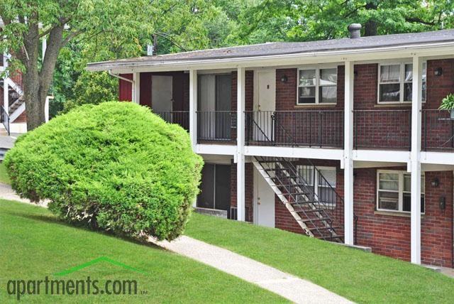 Malcolm Gardens - Photo 2 of 4