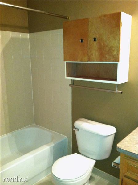 Wedgewood Condos - Photo 3 of 6