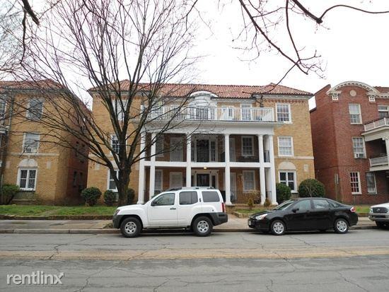 2716 W Grace St - Photo 2 of 4