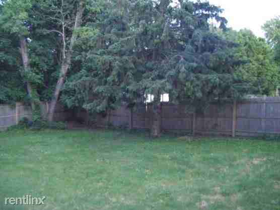 36 Rita Dr - Photo 3 of 3