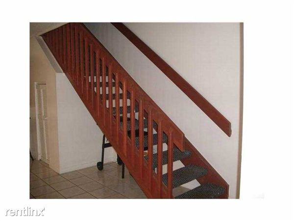 2174 Champions Way - Photo 3 of 11