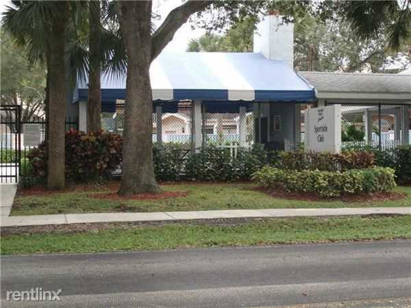 2174 Champions Way - Photo 2 of 11