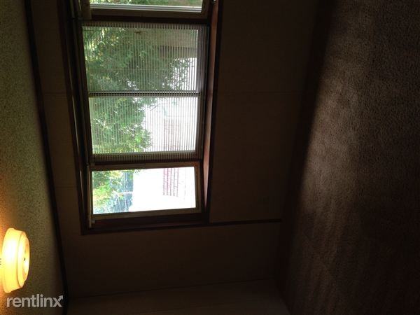 4024 Marie Ct - Photo 3 of 9