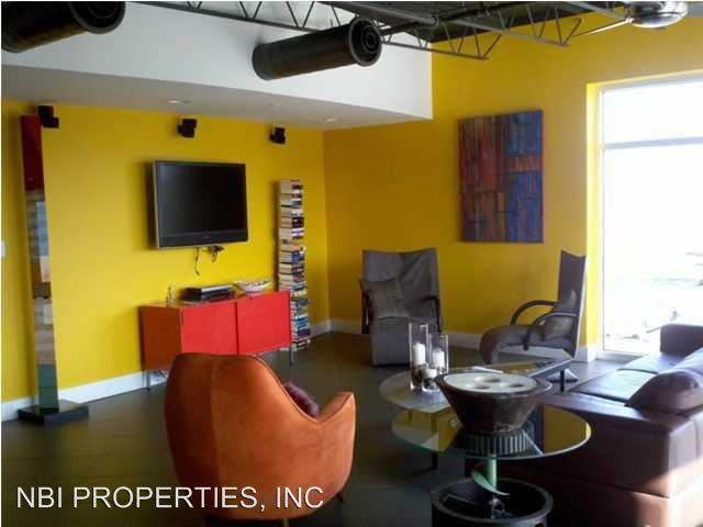 154 BROOKS STREET SE - Photo 2 of 11