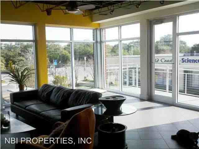 154 BROOKS STREET SE - Photo 3 of 11