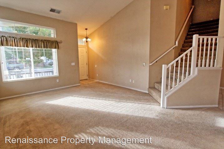 1342 Evergreen Way - Photo 3 of 25