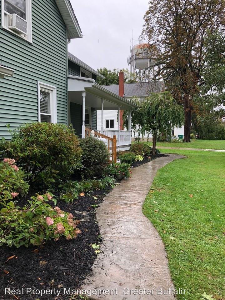 70 Long Ave. - Photo 2 of 34