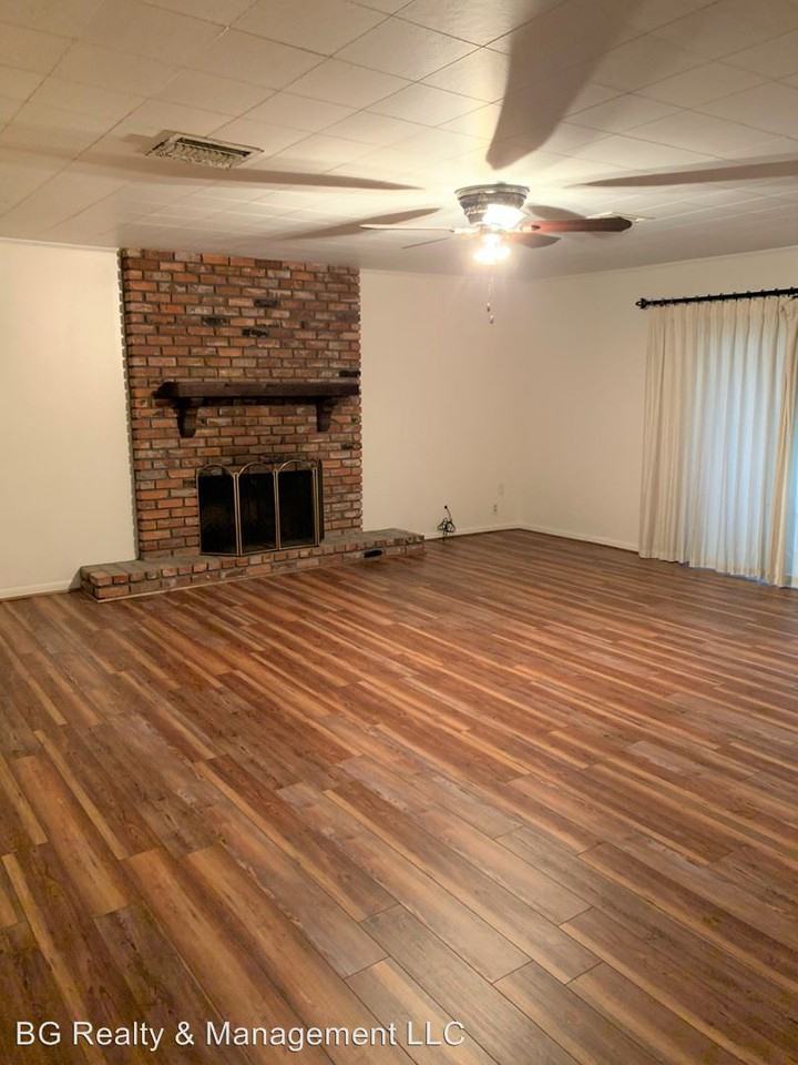 137 Brothers Road - Photo 2 of 11