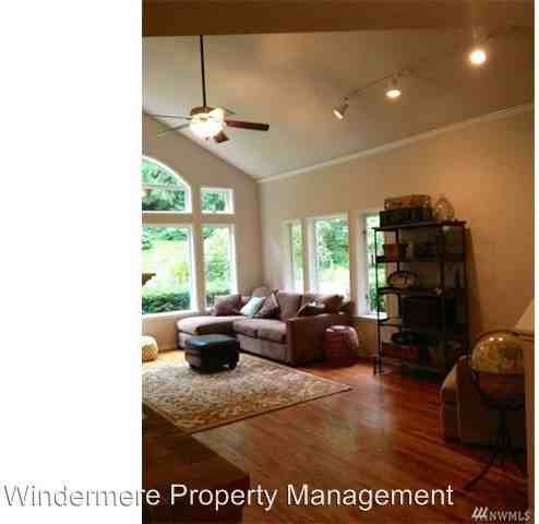 15455 Smoland Lane Ne - Photo 3 of 18
