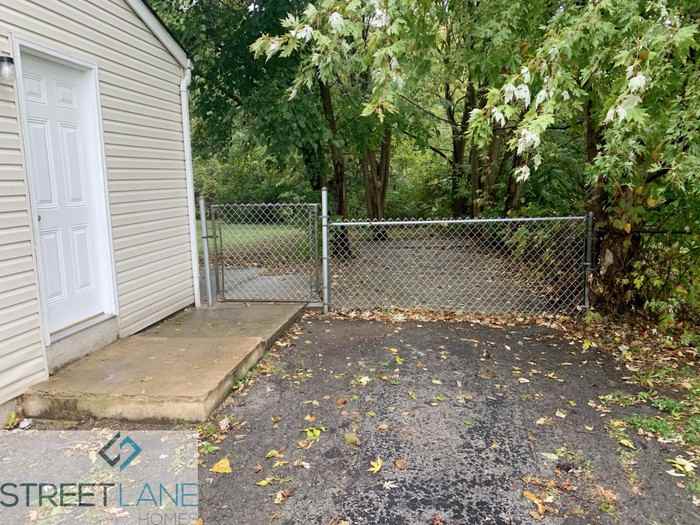 5422 Everson Road North - Photo 2 of 10