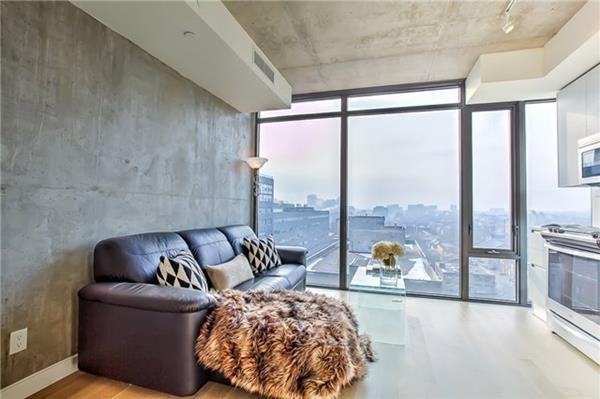 111 Bathurst Street #11303