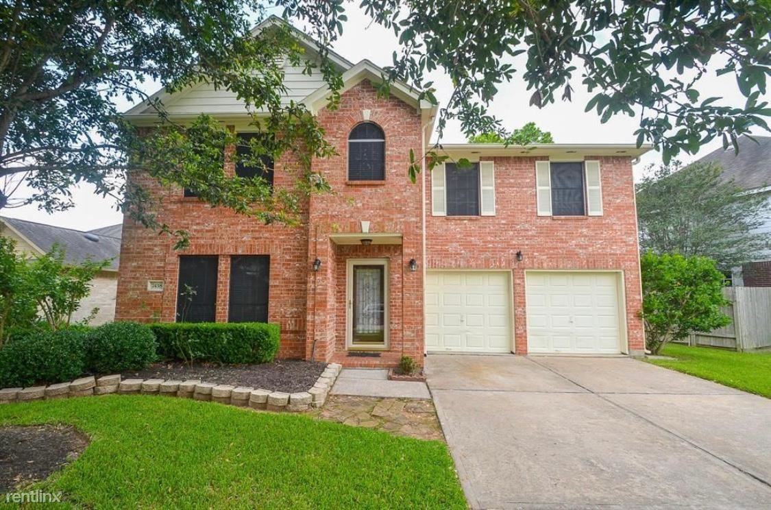 7438 Colony Bend Ln - Photo 2 of 20