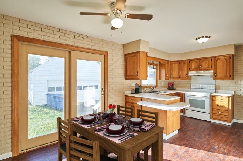 216 Westview Ave - Photo 3 of 10