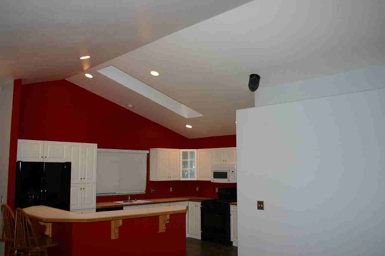 2173 N Viewcrest Pl - Photo 3 of 12